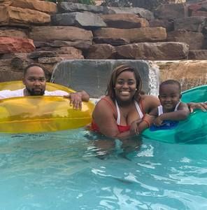 Meet your Posher, Deirdre